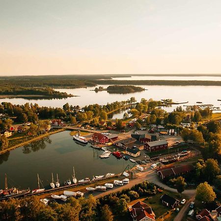 Perssons I Backens Pensionat- Sjoetorps Vandrarhem & Rum エクステリア 写真